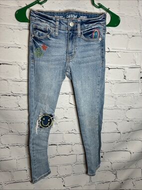 Cat & Jack Light Blue Skinny Jeans with Embroidered Patches